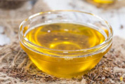 亞麻籽油廠家：亞麻籽油怎樣食用最好？